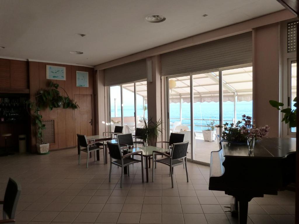 Hotel Savoy Varazze Exterior photo