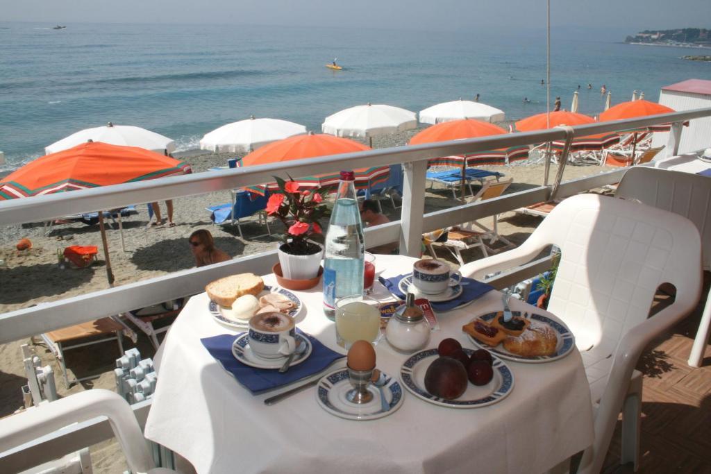 Hotel Savoy Varazze Exterior photo